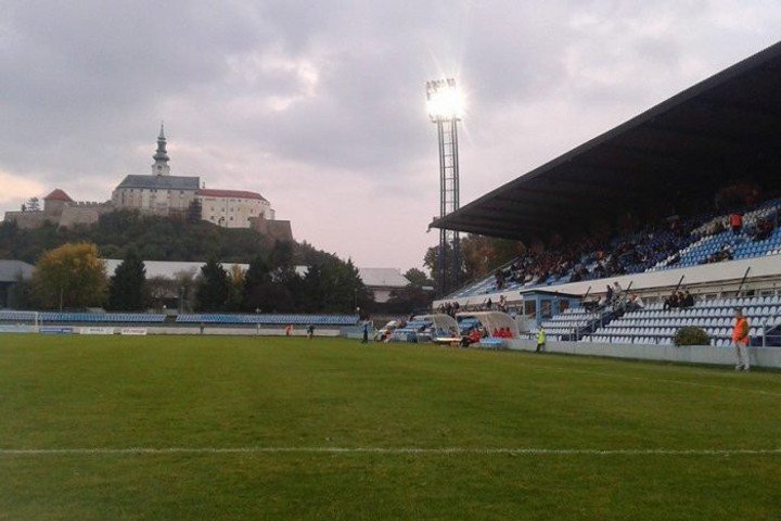 Licenčná komisia SFZ odporučila na štart vo Fortuna lige klub FC Nitra